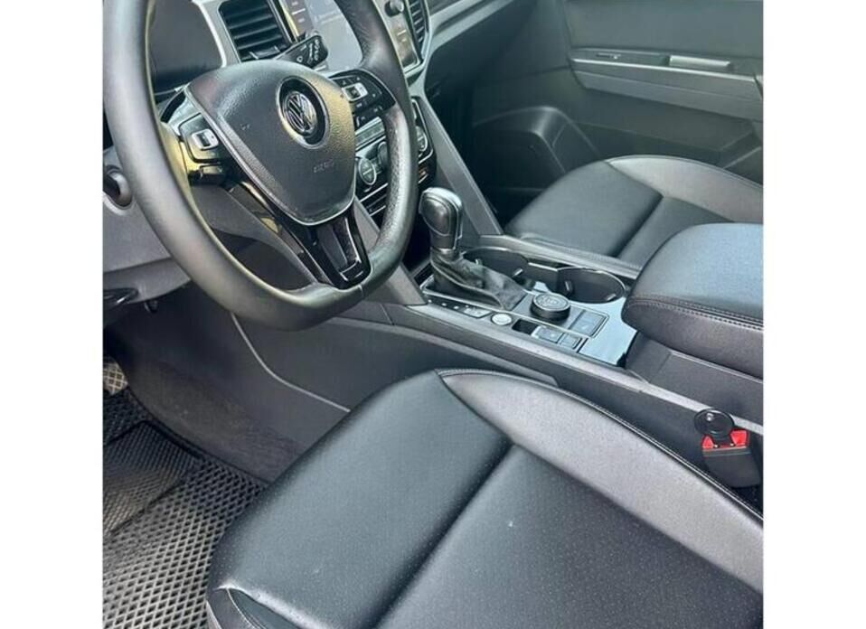 Volkswagen Teramont 2.0 AT (220 л.с.) 4WD