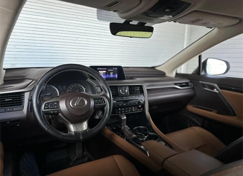Lexus RX 200t 2.0 AT (238 л.с.)