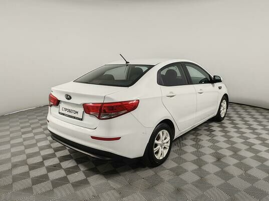 Kia Rio, 2015 г., 130 011 км