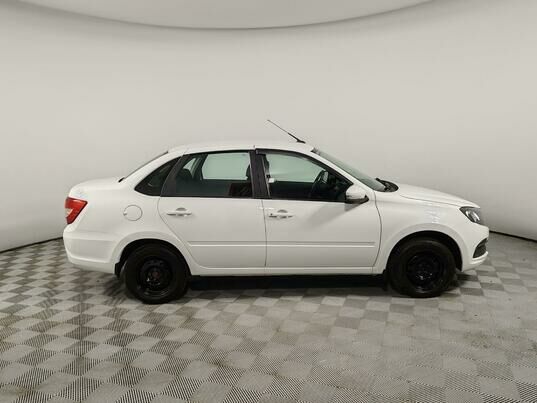 LADA (ВАЗ) Granta, 2021 г., 70 336 км