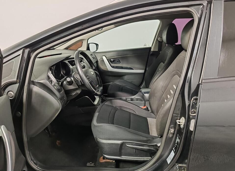 Kia Ceed, II Рестайлинг 1.6 AT (130 л.с.)