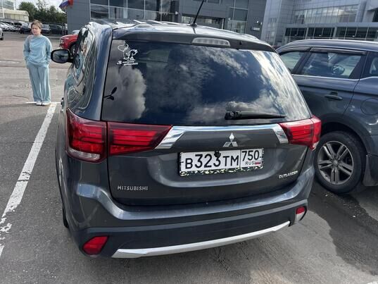 Mitsubishi Outlander, 2015 г., 207 548 км