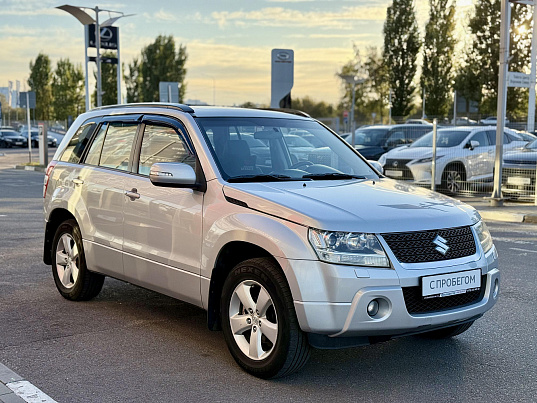Suzuki Grand Vitara, 2010 г., 180 738 км