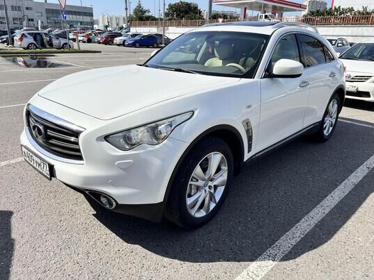 Infiniti FX, 2012 г., 147 900 км