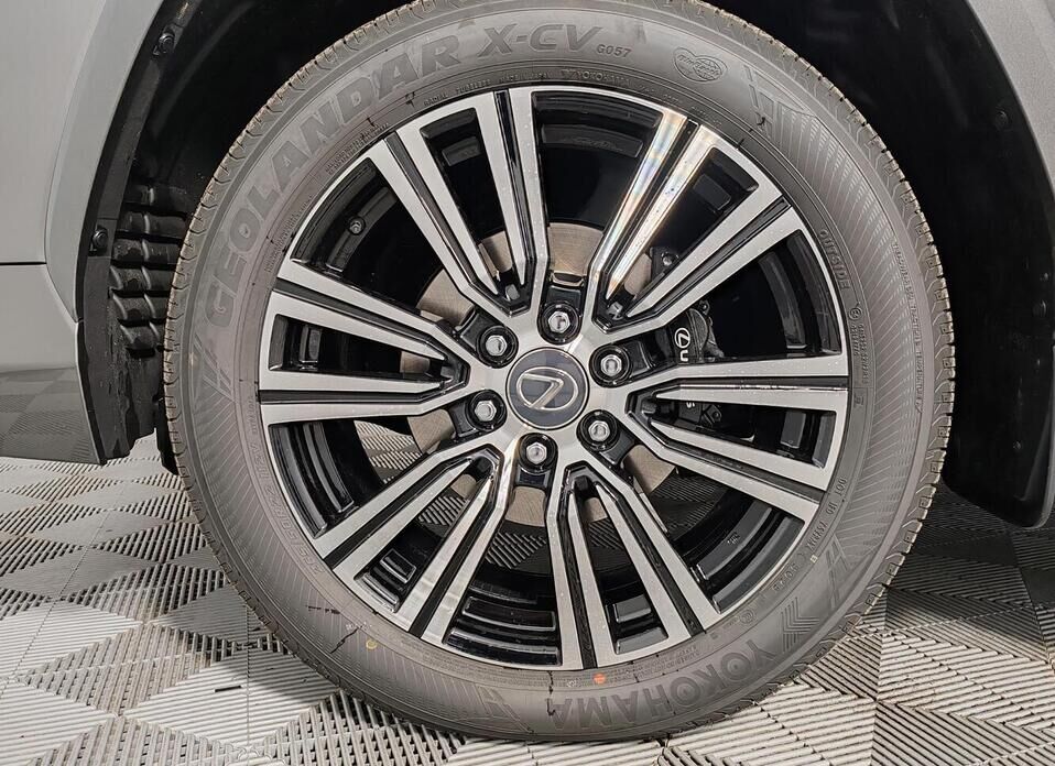 Lexus LX, IV 500d 3.4d AT (299 л.с.) 4WD