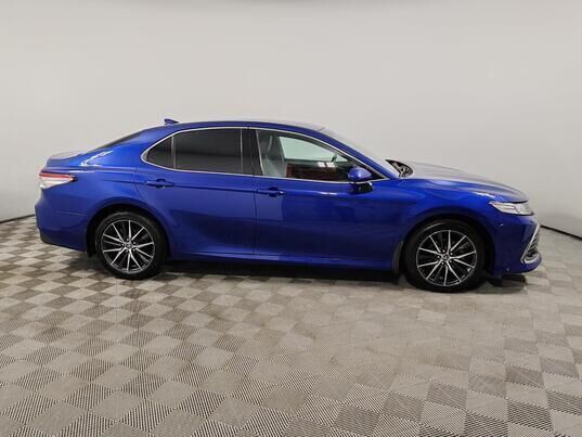Toyota Camry, 2021 г., 47 957 км