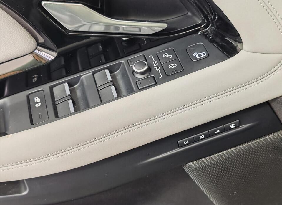 Land Rover Range Rover Evoque, I Рестайлинг 2.0d AT (180 л.с.) 4WD