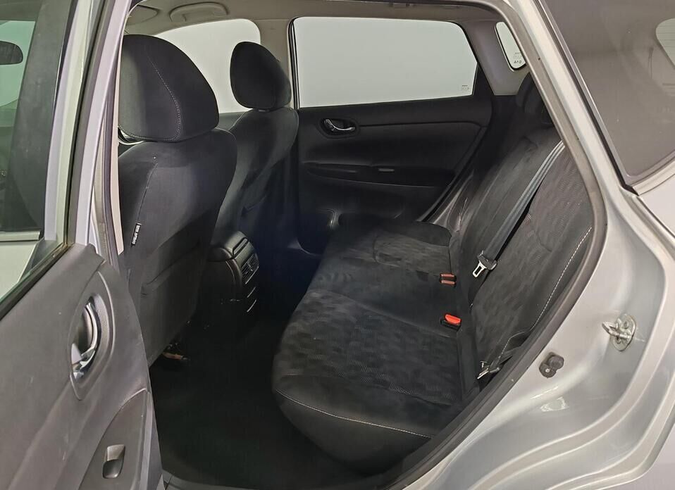 Nissan Tiida, II 1.6 CVT (117 л.с.)