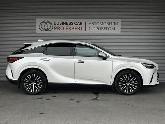 Lexus RX, 2023&nbsp;г., 3&nbsp;355&nbsp;км