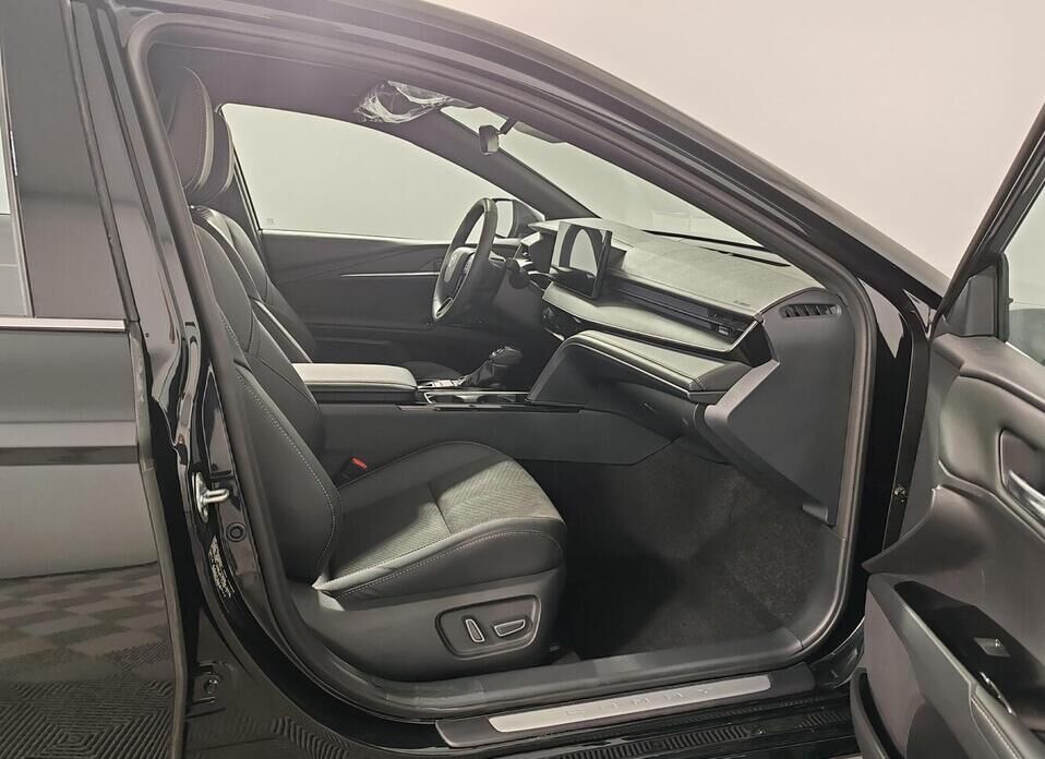 Toyota Camry, IX (XV80) China Market 2.0 CVT (173 л.с.)