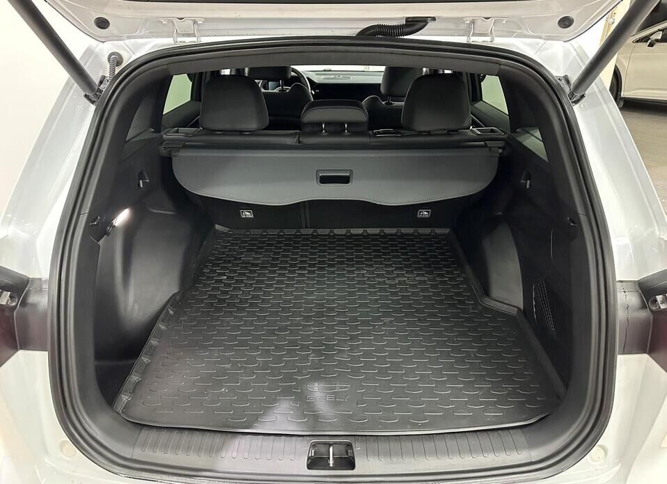 Geely Monjaro, I 2.0 AT (238 л.с.) 4WD