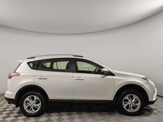 Toyota RAV4, 2016 г., 196 547 км