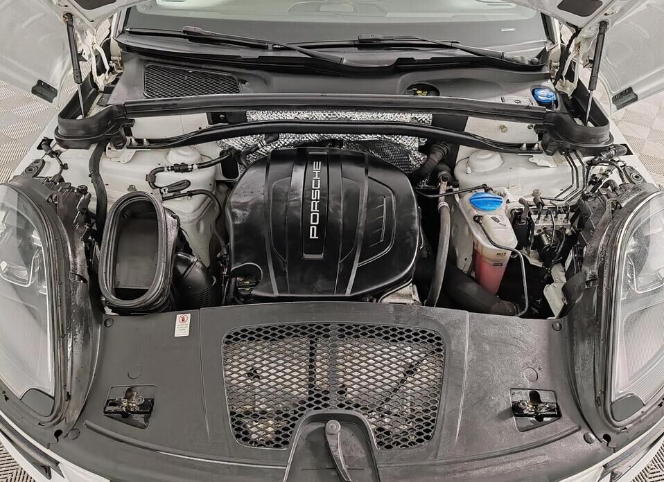Porsche Macan, I 2.0 AMT (252 л.с.) 4WD