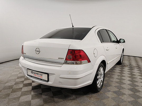 Opel Astra, 2014 г., 153 305 км