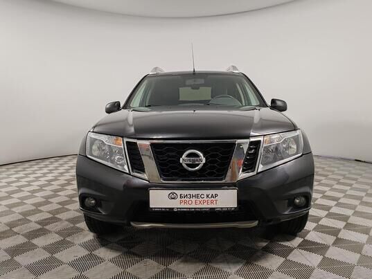 Nissan Terrano, 2016 г., 181 219 км