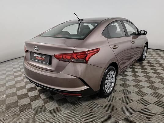 Hyundai Solaris, II Рестайлинг, 2021 г., 92 927 км