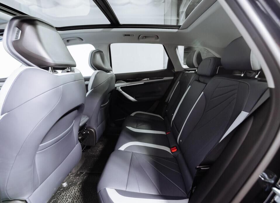 Geely Atlas, II 2.0 AT (200 л.с.) 4WD