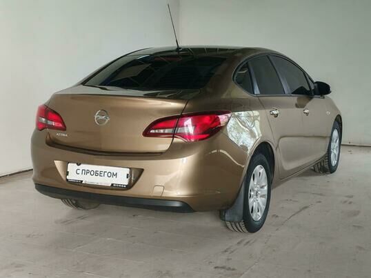 Opel Astra, 2014 г., 116 941 км