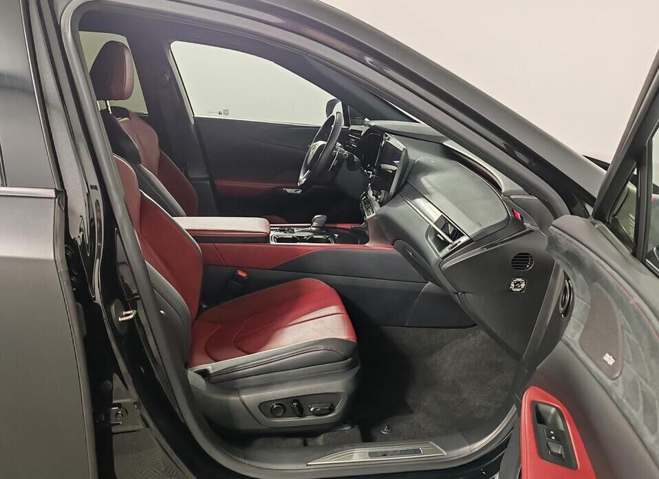 Lexus RX, V 500h 2.4hyb AT (371 л.с.) 4WD