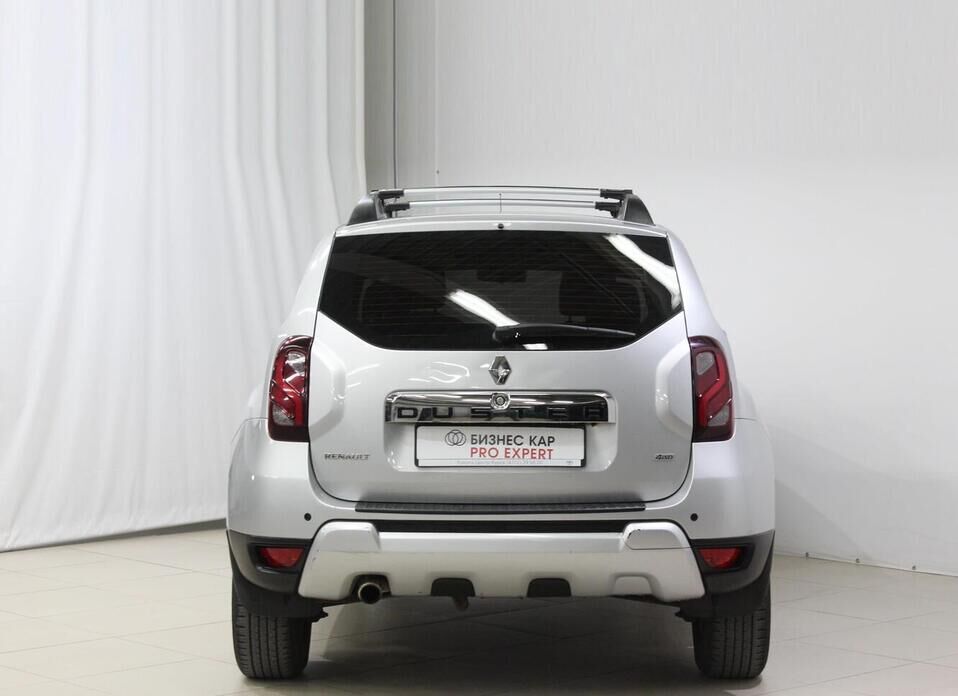 Renault Duster, I Рестайлинг 2.0 MT (143 л.с.) 4WD