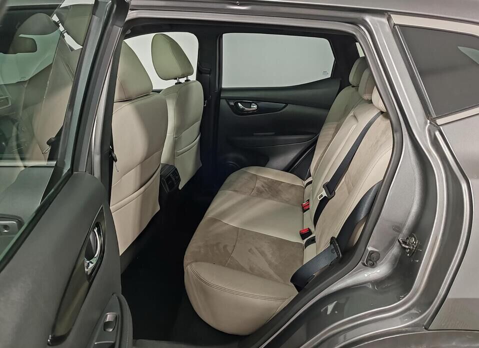 Nissan Qashqai, II 2.0 CVT (144 л.с.)