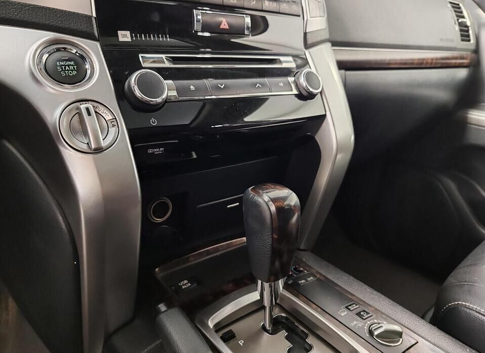 Toyota Land Cruiser, 200 Series Рестайлинг 1 4.5d AT (235 л.с.) 4WD