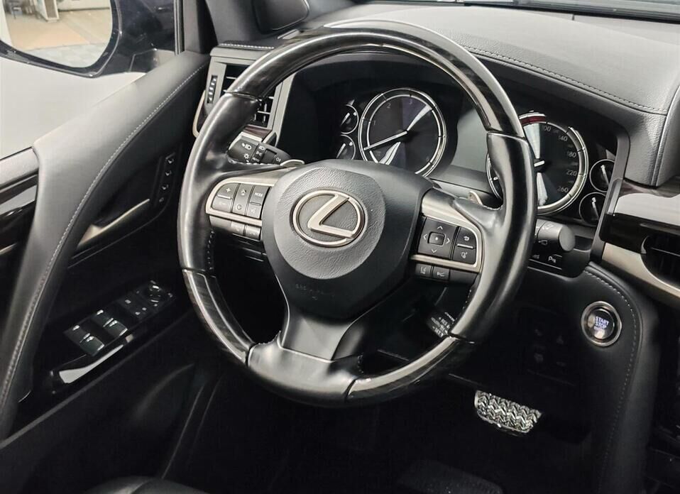 Lexus LX, III Рестайлинг 2 450d 4.5d AT (272 л.с.) 4WD