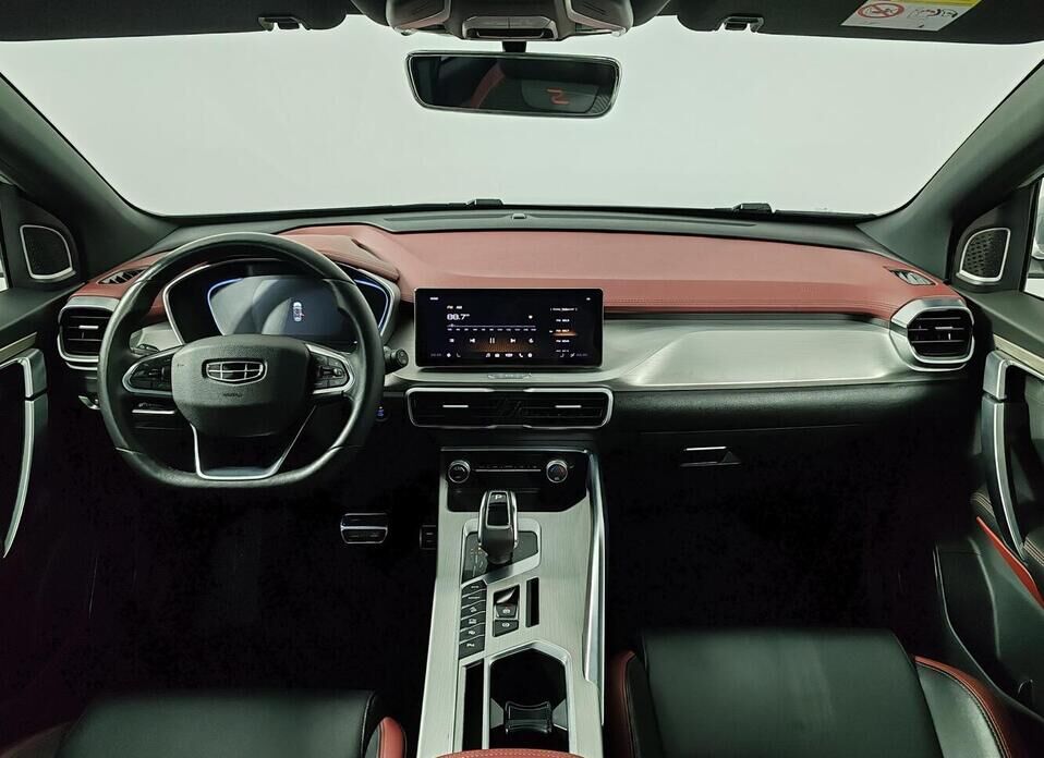 Geely Coolray, I 1.5 AMT (150 л.с.)
