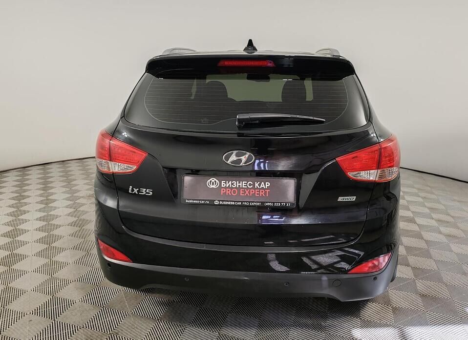 Hyundai ix35, I Рестайлинг 2.0 AT (150 л.с.) 4WD