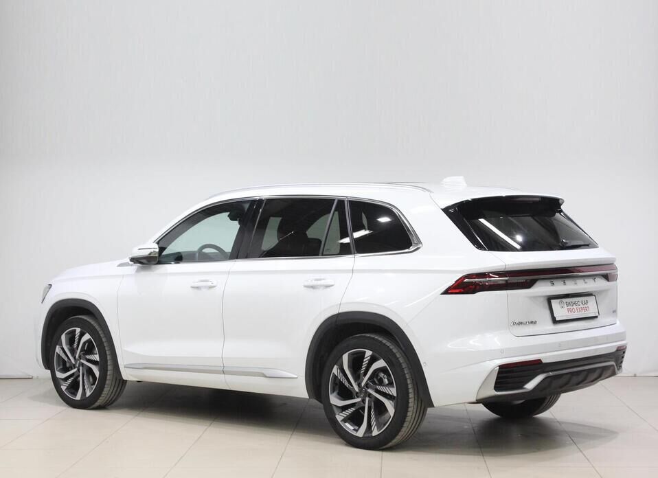 Geely Monjaro, I 2.0 AT (238 л.с.) 4WD