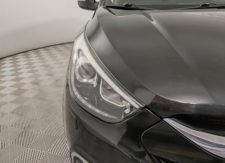 Hyundai ix35, I Рестайлинг 2.0 AT (150 л.с.) 4WD