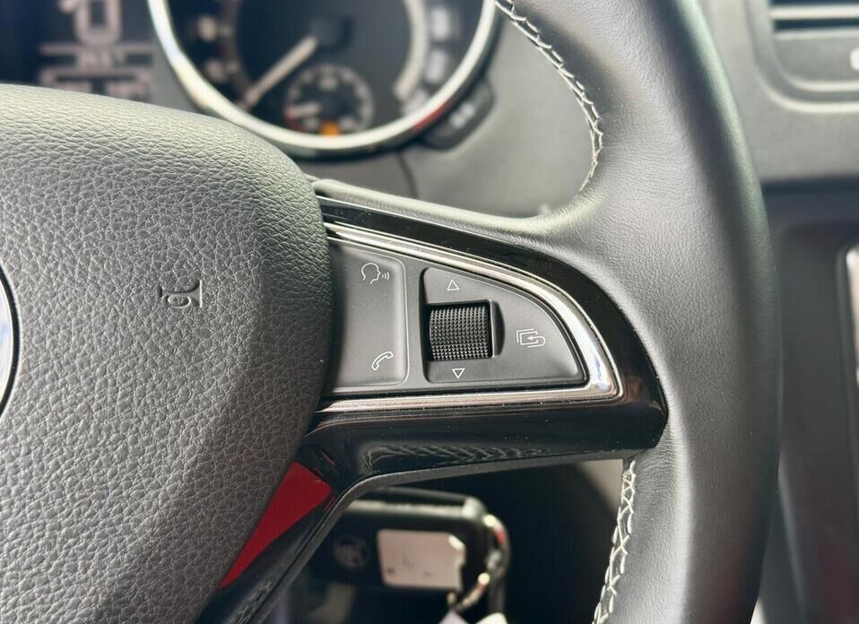 Skoda Yeti, I Рестайлинг 1.6 MT (110 л.с.)