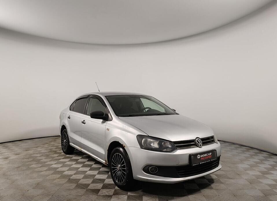 Volkswagen Polo, V 1.6 MT (105 л.с.)