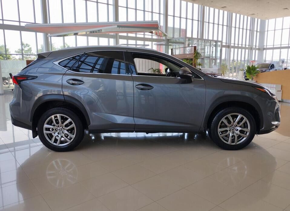Lexus NX, I Рестайлинг 200 2.0 CVT (150 л.с.) 4WD