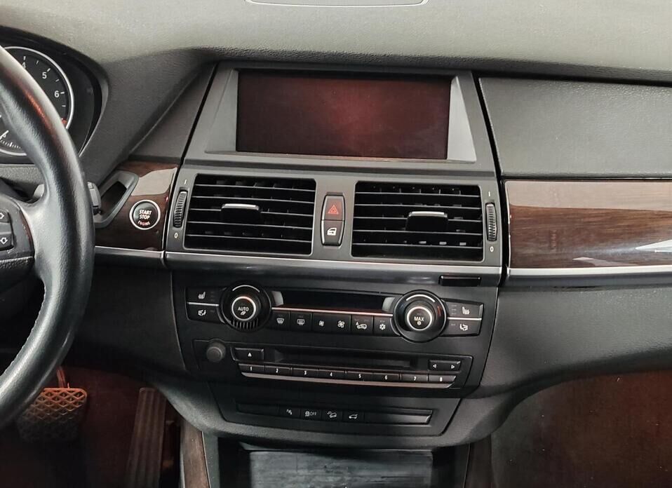BMW X5, II (E70) Рестайлинг 35i 3.0 AT (306 л.с.) 4WD