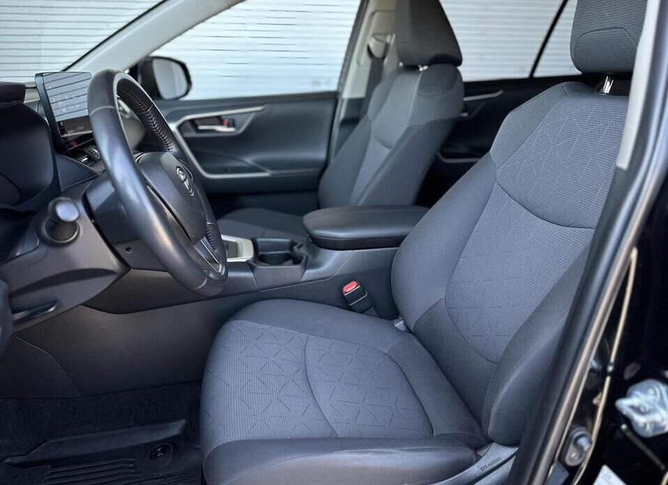 Toyota RAV4, V (XA50) 2.5 AT (199 л.с.) 4WD