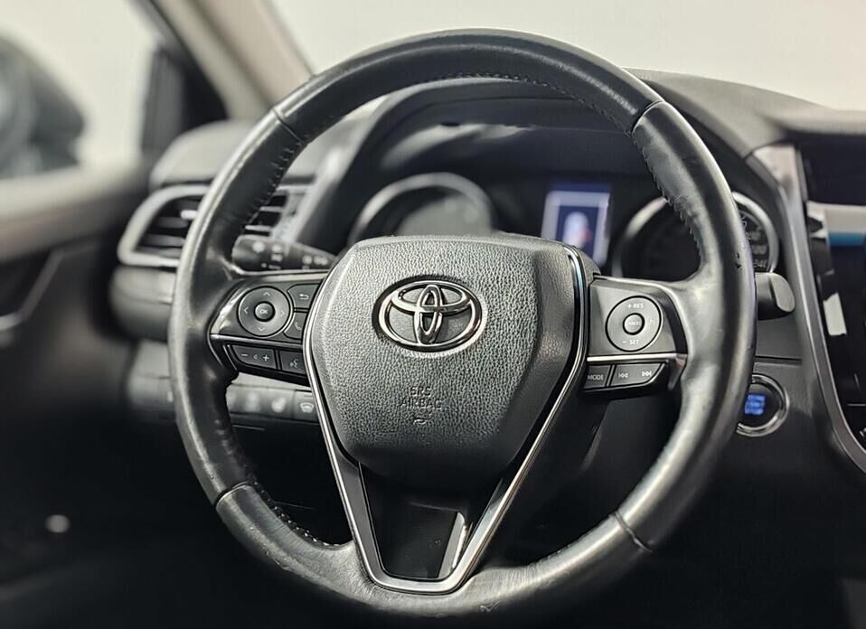 Toyota Camry, VIII (XV70) Рестайлинг 2.5 AT (200 л.с.)