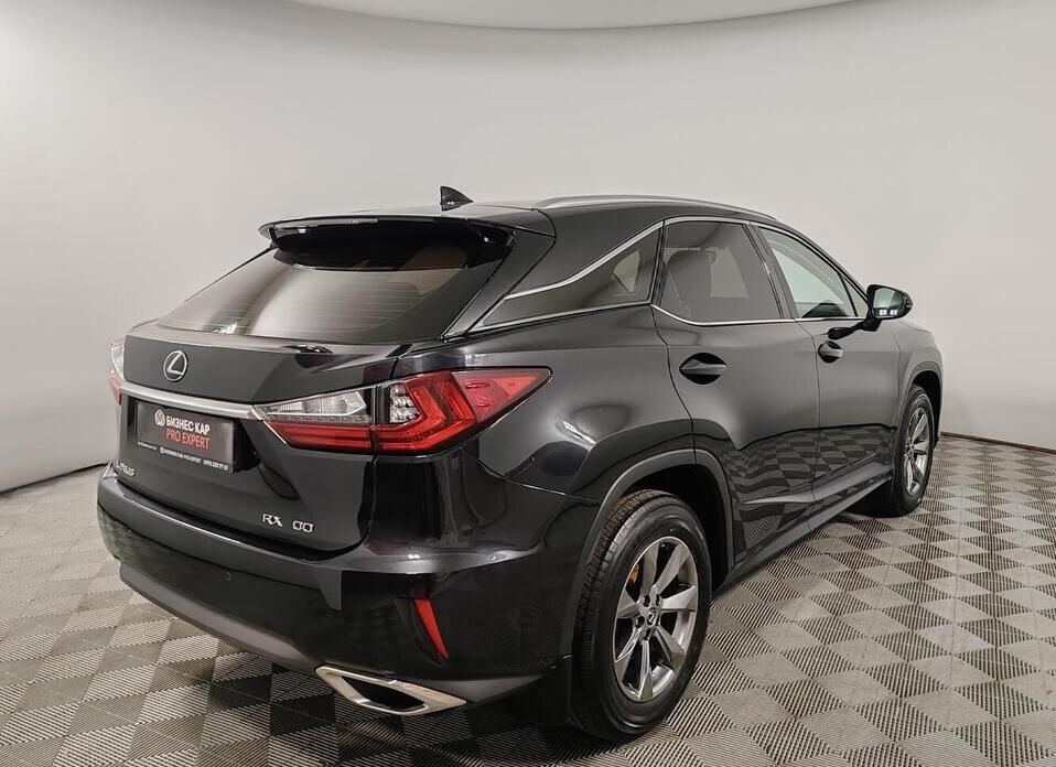 Lexus RX, IV Рестайлинг 300 2.0 AT (238 л.с.) 4WD