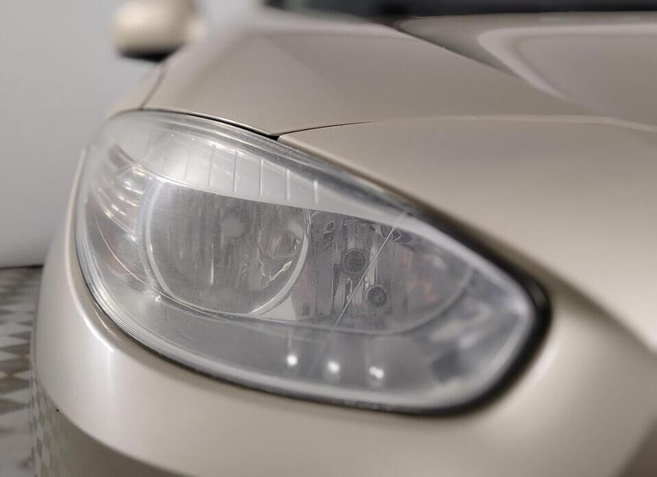 Renault Fluence, I 1.6 AT (106 л.с.)