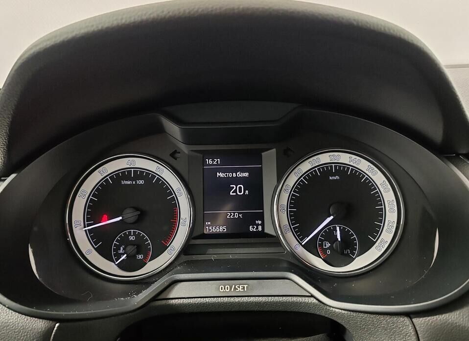 Skoda Octavia, III (A7) 1.6 MT (110 л.с.)