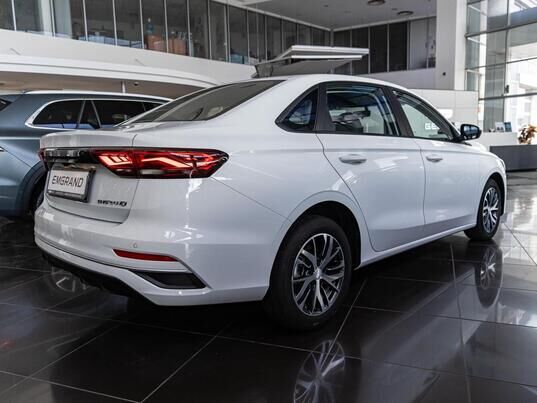 Geely Emgrand Luxury