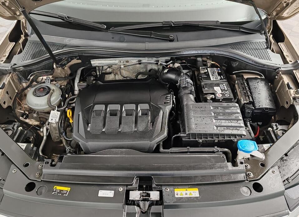 Volkswagen Tiguan, II Рестайлинг 2.0 AMT (180 л.с.) 4WD