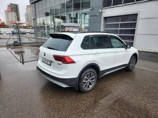 Volkswagen Tiguan, II, 2020 г., 121 855 км