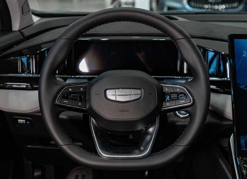 Geely Atlas, II 2.0 AT (200 л.с.) 4WD