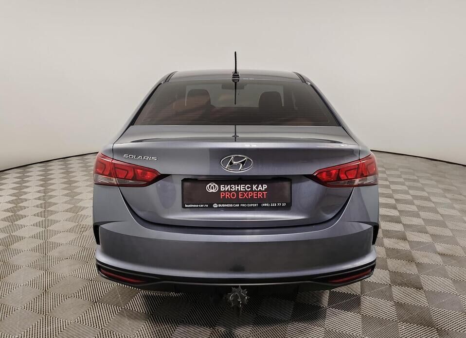 Hyundai Solaris, II Рестайлинг 1.6 AT (123 л.с.)