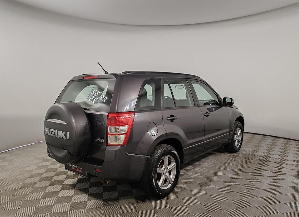 Suzuki Grand Vitara, II Рестайлинг 2.0 MT (140 л.с.) 4WD