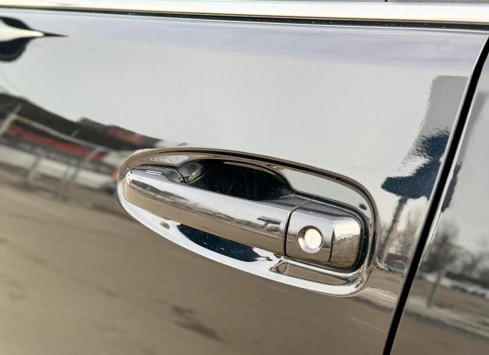 Toyota Land Cruiser Prado, 150 Series Рестайлинг 2 2.8d AT (177 л.с.) 4WD