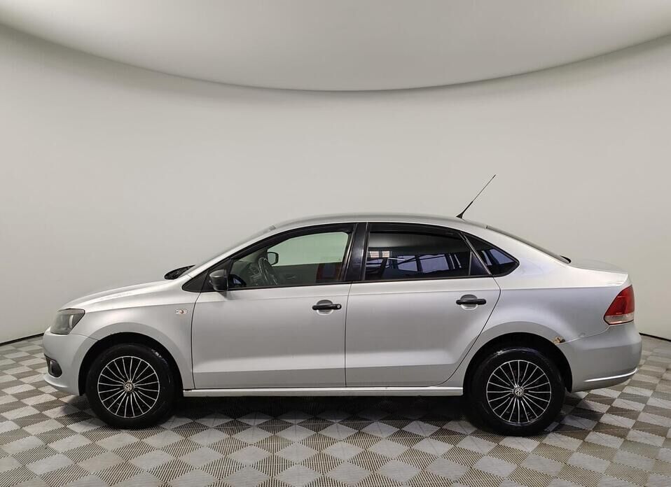 Volkswagen Polo, V 1.6 MT (105 л.с.)