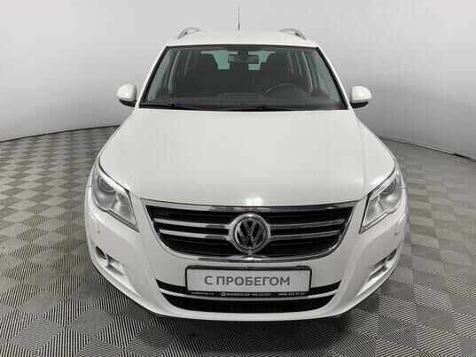 Volkswagen Tiguan, 2011&nbsp;г., 140&nbsp;452&nbsp;км