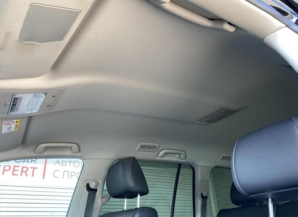 Toyota Land Cruiser, 200 Series Рестайлинг 2 4.5d AT (249 л.с.) 4WD